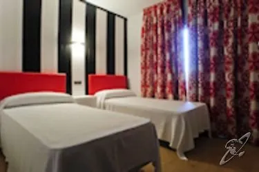 Apartamentos Salles Beach L'Estartit 3*,  Spain